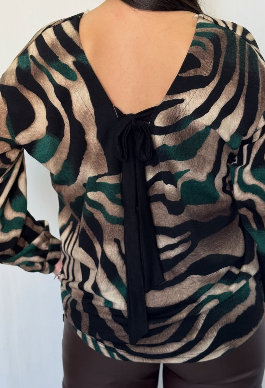 Μπλούζα με φιόγκο