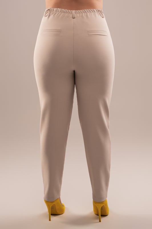 Γυναικείο Παντελόνι Plus Size με Ανορθωτικό Ύφασμα και Κλείσιμο με Φερμουάρ & Κουμπί Μπεζ