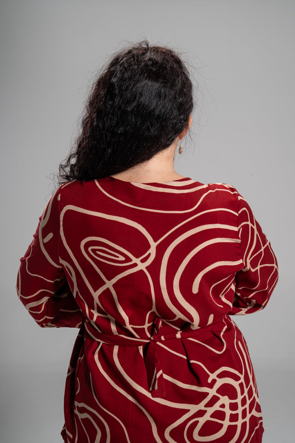 Plus size ΜΠΛΟΥΖΑ ΜΕ ΖΩΝΑΚΙ ΜΠΟΡΝΤΟ PRINT