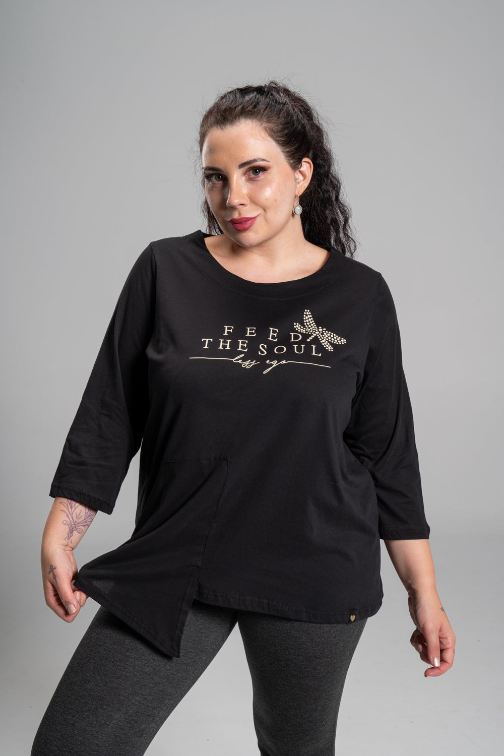 Plus size Μπλούζα Feed the Soul black