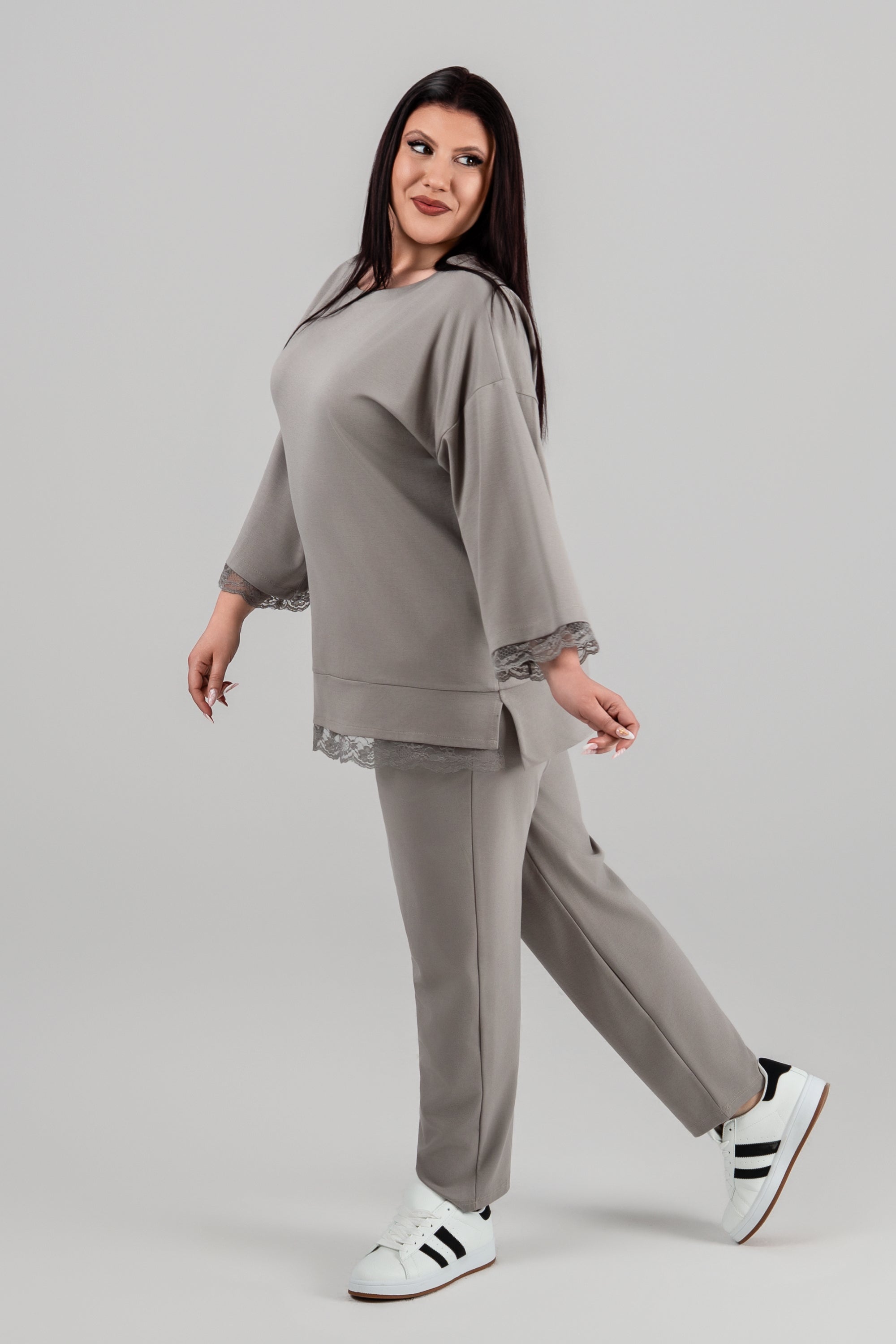 Plus size Paris Twin Set - Σετ με Παντελόνι και Μπλούζα Δαντέλα